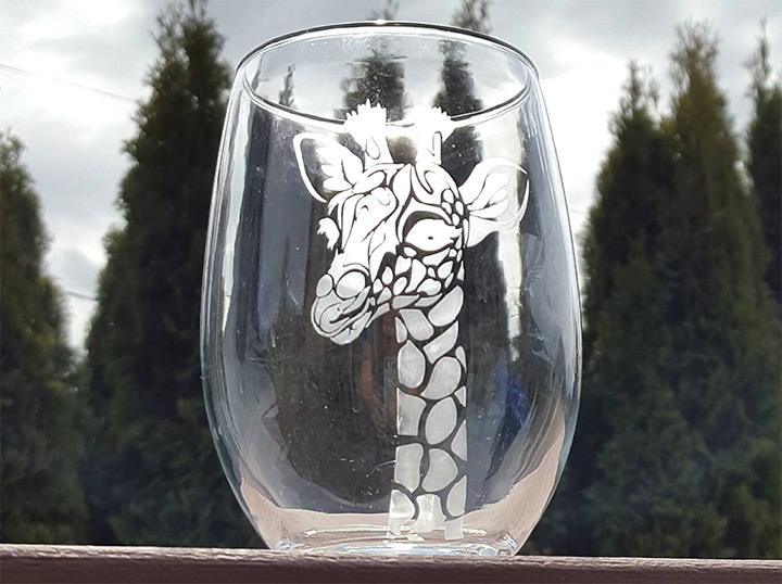 giraffe wine glasses