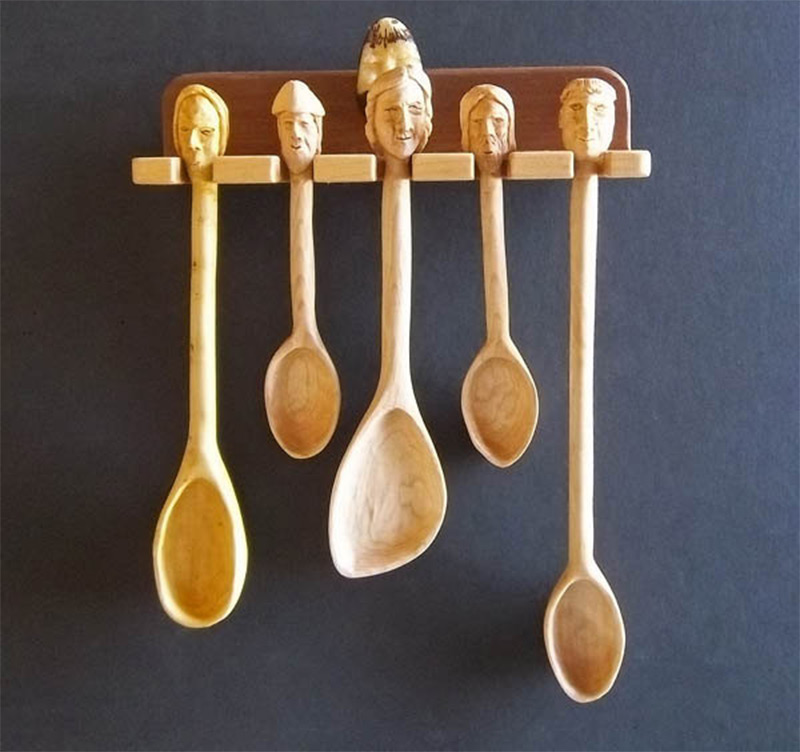 wooden spoons heads design wall holder